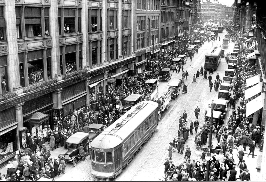 historical photo 1920s street view
